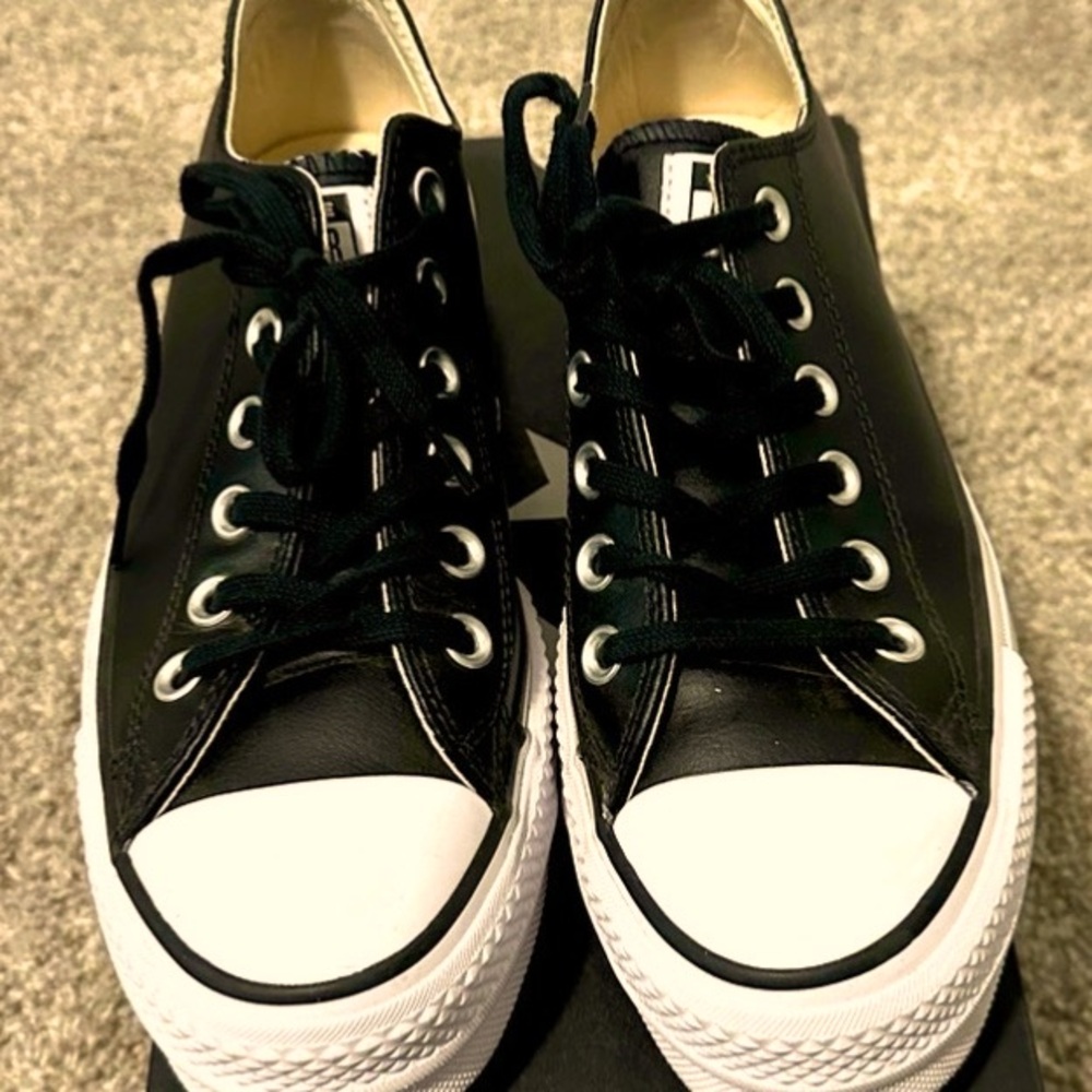 Converse All Star Lift Platform Leather women’s size 7.5